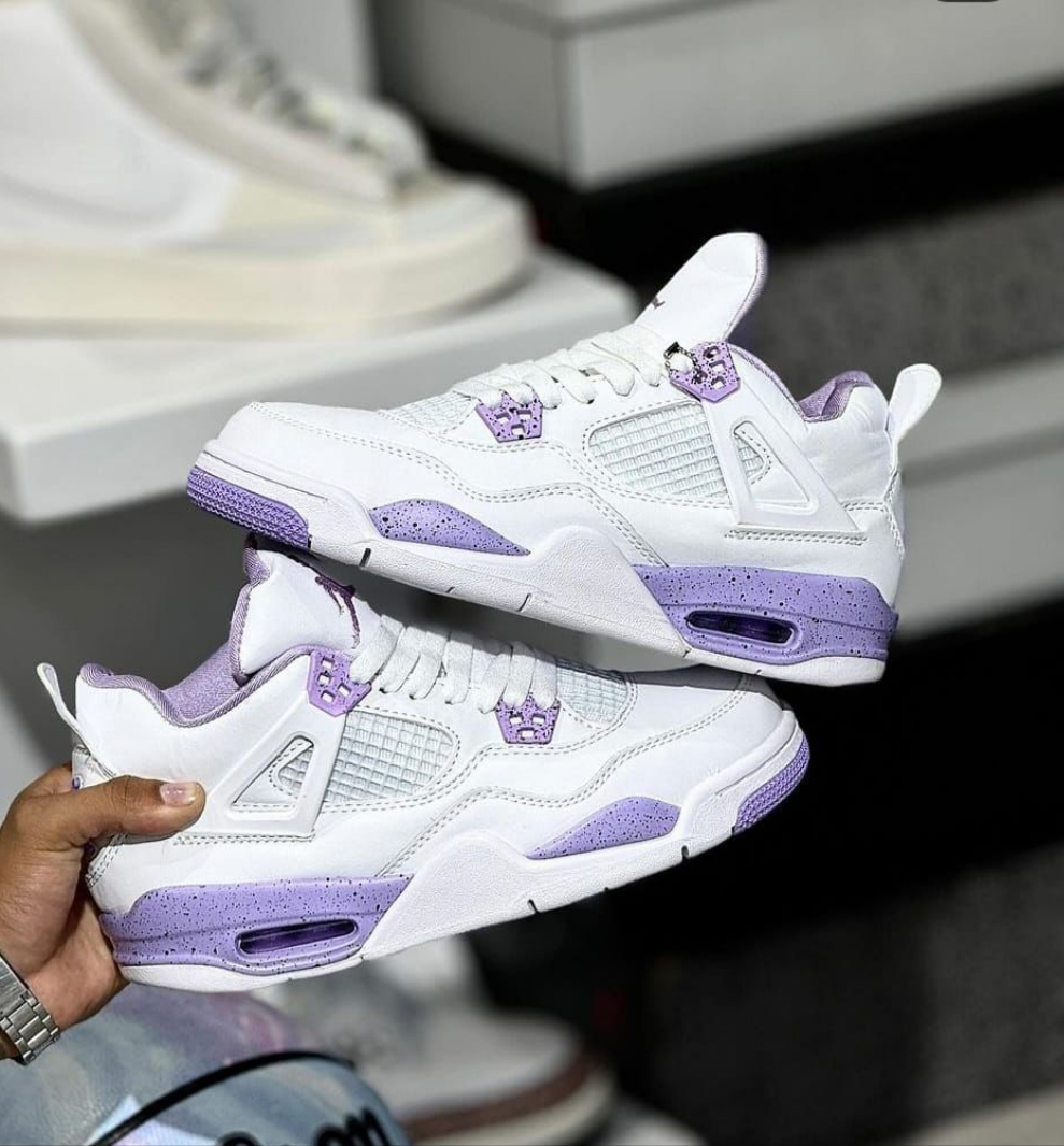 Nike Air Jordan 4 Retro "Purple Oreo"