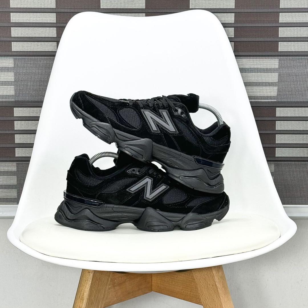New Balance 9060 Full black