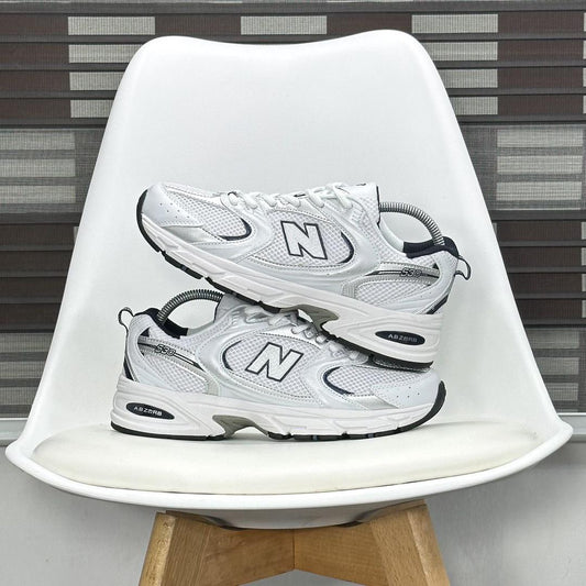 New Balance 530