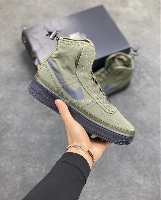 Nike shell green