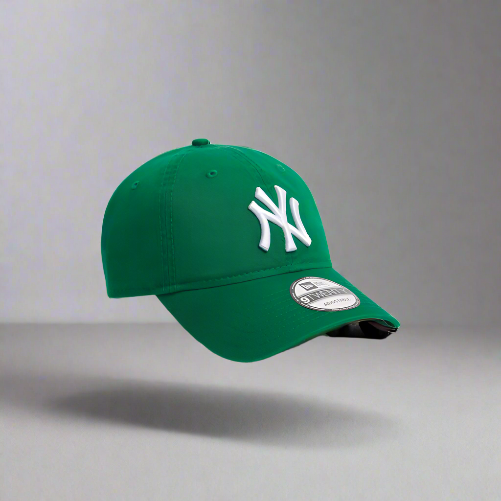 New York Yankees 9Forty adjustable green and white cap