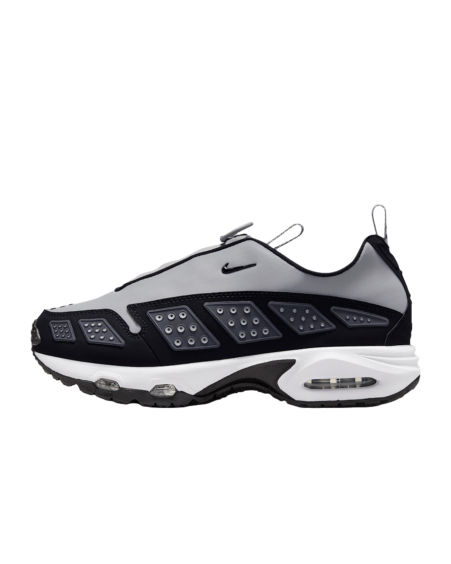 Nike Air Max SNDR
Women's Shoes