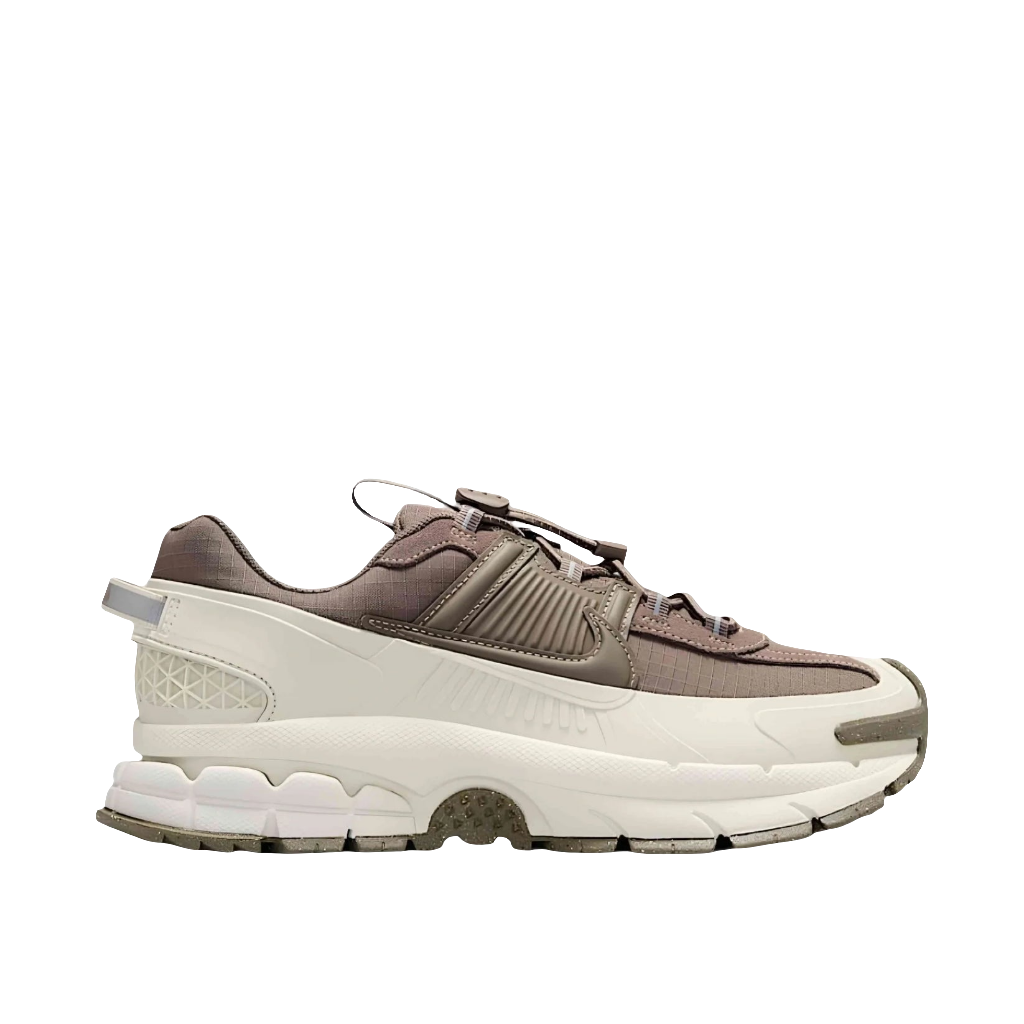 Nike Zoom Vomero Roam Winterized in Light Bone/Court Purple/Gum Dark Brown/Mink Brown.