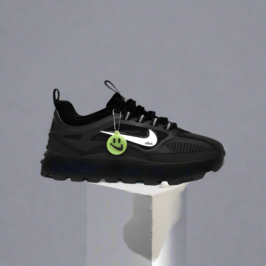 Nike Bailleli, Black/White