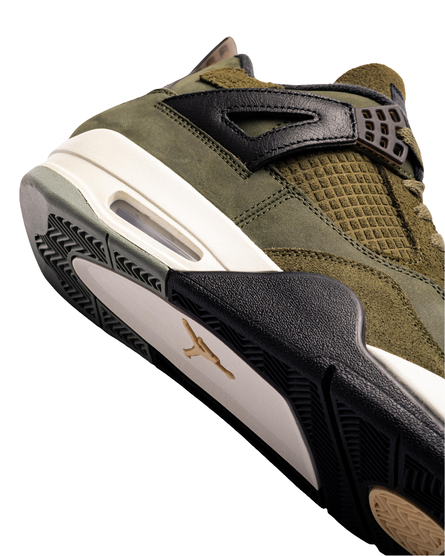 Air Jordan 4 RETRO SE CRAFT 'Medium Olive'
MEDIUM OLIVE/PALE VANILLA-CARGO KHAKI