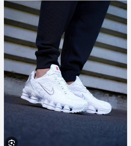 Nike shox white